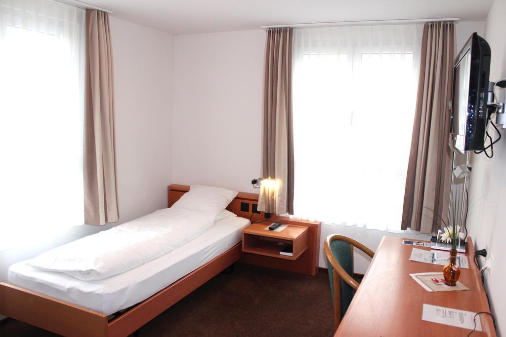 Hotel Freihof Swiss Lodge Unterägeri Szoba fotó