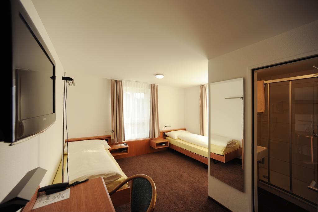 Hotel Freihof Swiss Lodge Unterägeri Szoba fotó